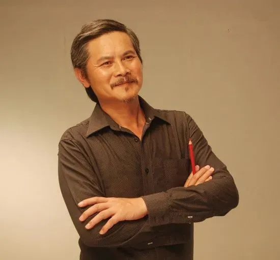 EON HOME |热烈欢迎中国家装教父余静赣莅临草莓污视频在线观看参观交流(图1)