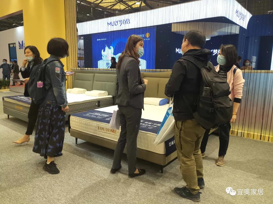 展会回顾｜草莓污视频在线观看2021上海国际酒店工程家具展圆满落幕(图11)