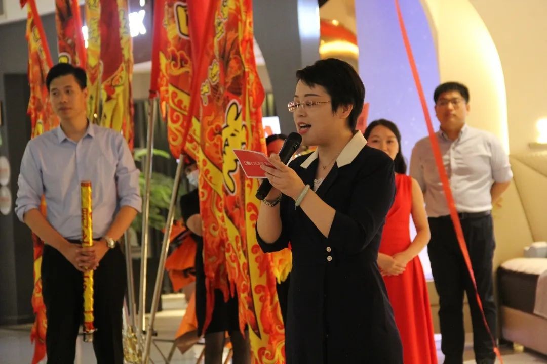 喜迎金九，开业大吉！草莓污视频在线观看家居·罗浮宫旗舰店盛大开业！(图4)