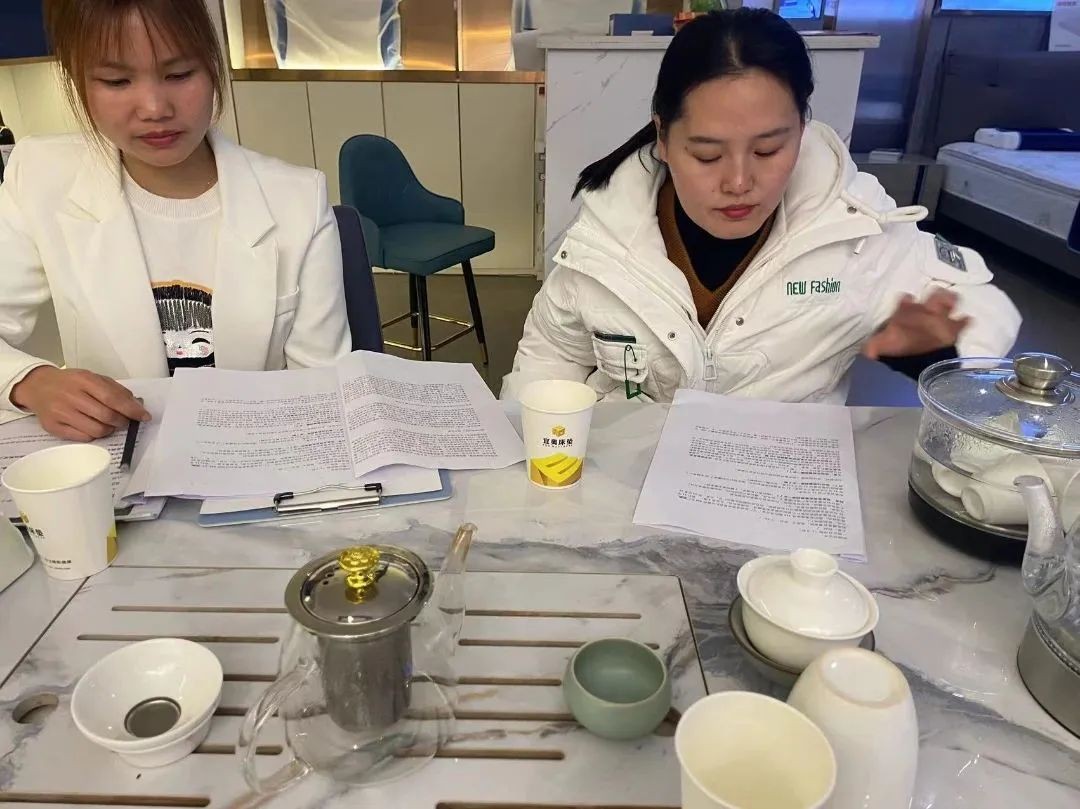草莓污视频在线观看主动营销团队打造了一个个终端业绩新高，有什么秘诀？ | 走进标杆门店(图4)